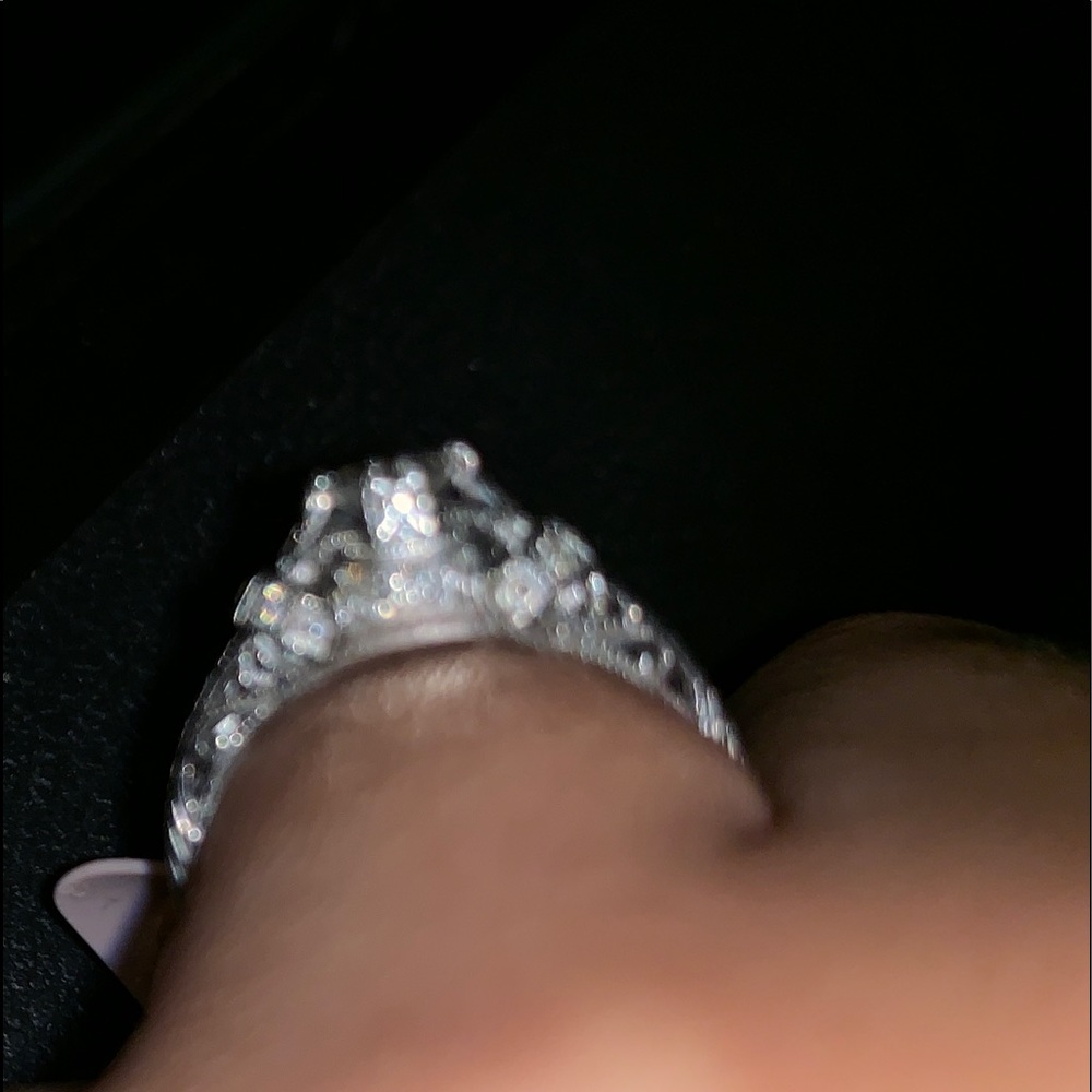 Vintage Diamond Platinum Engagement Ring - Picture 6 of 7